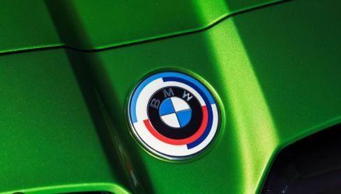 BMW embleem 50 year logo  nieuw BMW 74 mm 51117886545 788654, Auto-onderdelen, -, -, Nieuw, Ophalen of Verzenden