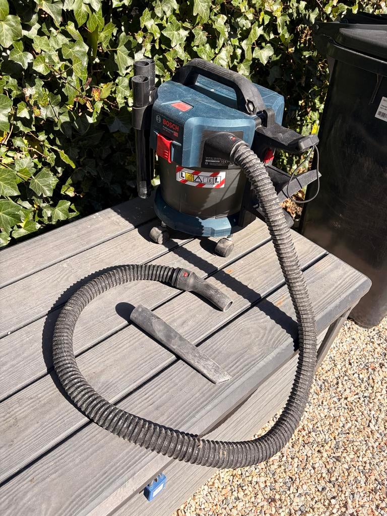 Bosch GAS 18V-10L Accu Stofzuiger, Witgoed en Apparatuur, Stofzuigers, Gebruikt, Stofzuiger, Ophalen of Verzenden, Minder dan 1200 watt