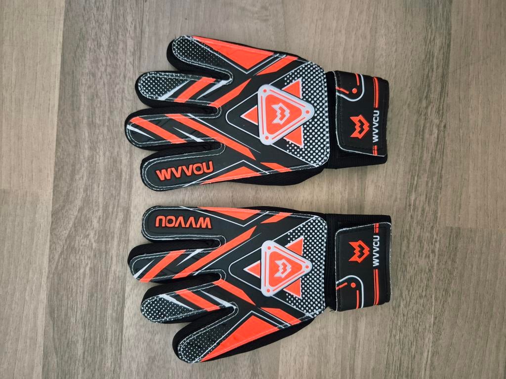 Voetbalhandschoenen kind - Zo goed als nieuw, Sport en Fitness, Voetbal, Ophalen of Verzenden, Zo goed als nieuw, Handschoenen