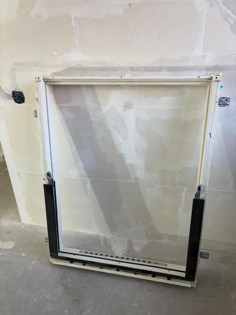 Fakro dakraam 94x118, Ophalen, Minder dan 80 cm, 80 tot 120 cm, Zo goed als nieuw