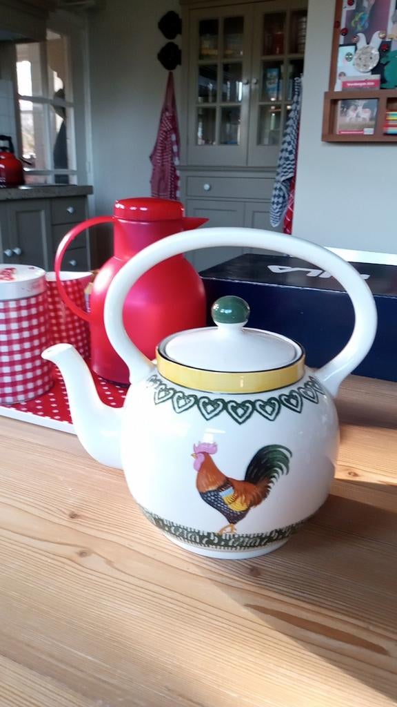 Fairmont & Main Theepot met Haan - Keramiek, Ophalen of Verzenden, Zo goed als nieuw