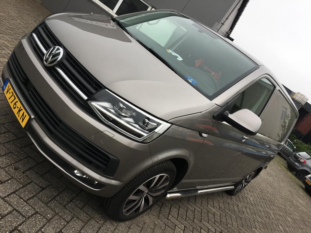 VW T6 Transporter Sidebars met steps
