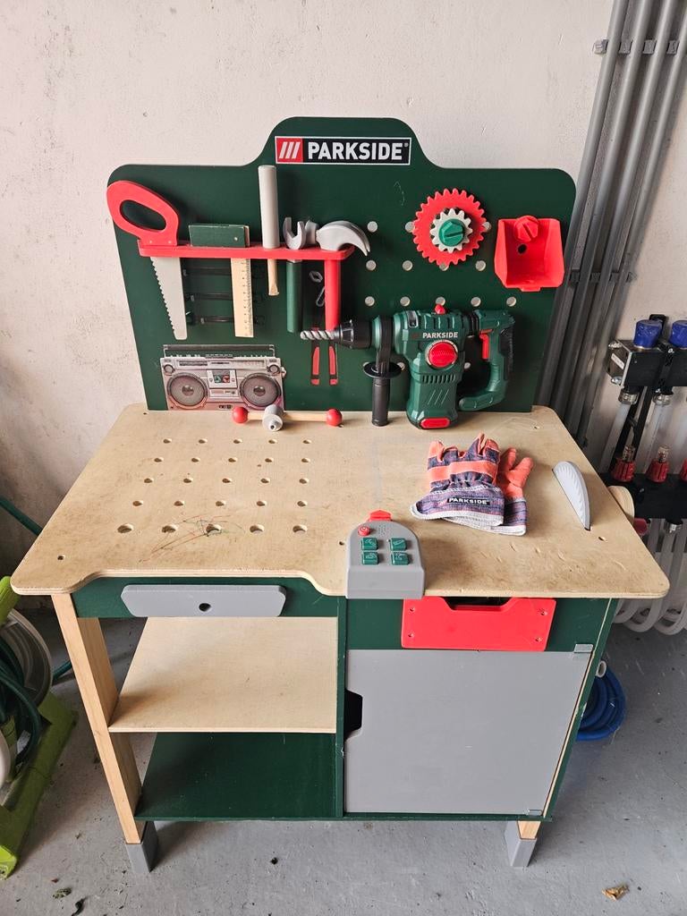 Parkside werkbank, Ophalen