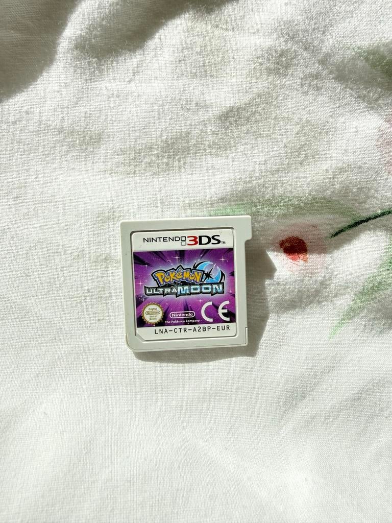 Pokemon Ultra Moon cartridge 3DS, Spelcomputers en Games, Games | Nintendo 2DS en 3DS, Online, 1 speler, Ophalen of Verzenden