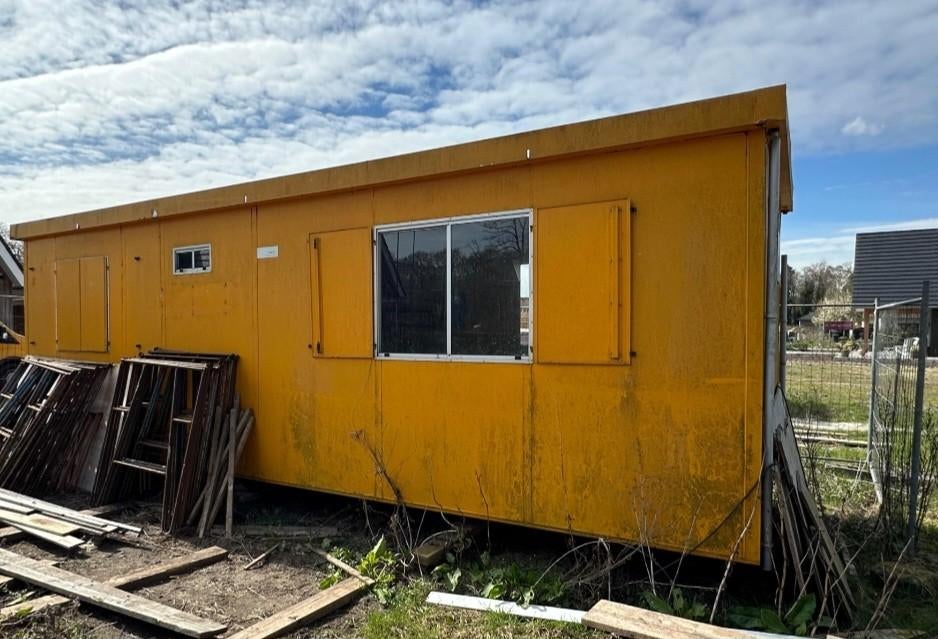 Schaftunit / hangkeet met 3 ruimtes en wc, Ophalen