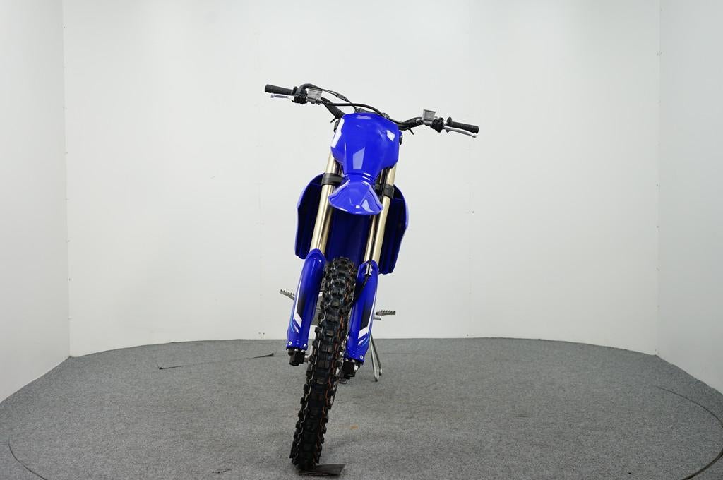 Yamaha YZ 450 F - foto 3