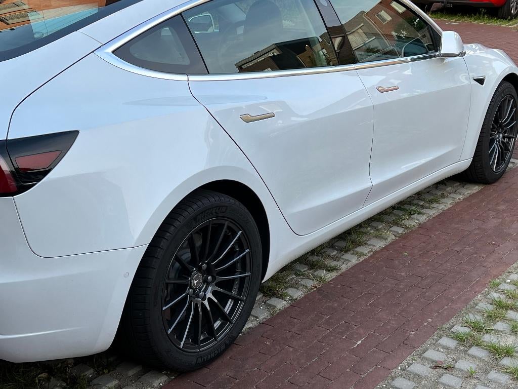 BREEDSET 18" - Tesla Model 3, Auto-onderdelen, Ophalen, 18 inch, Gebruikt, Velg(en)