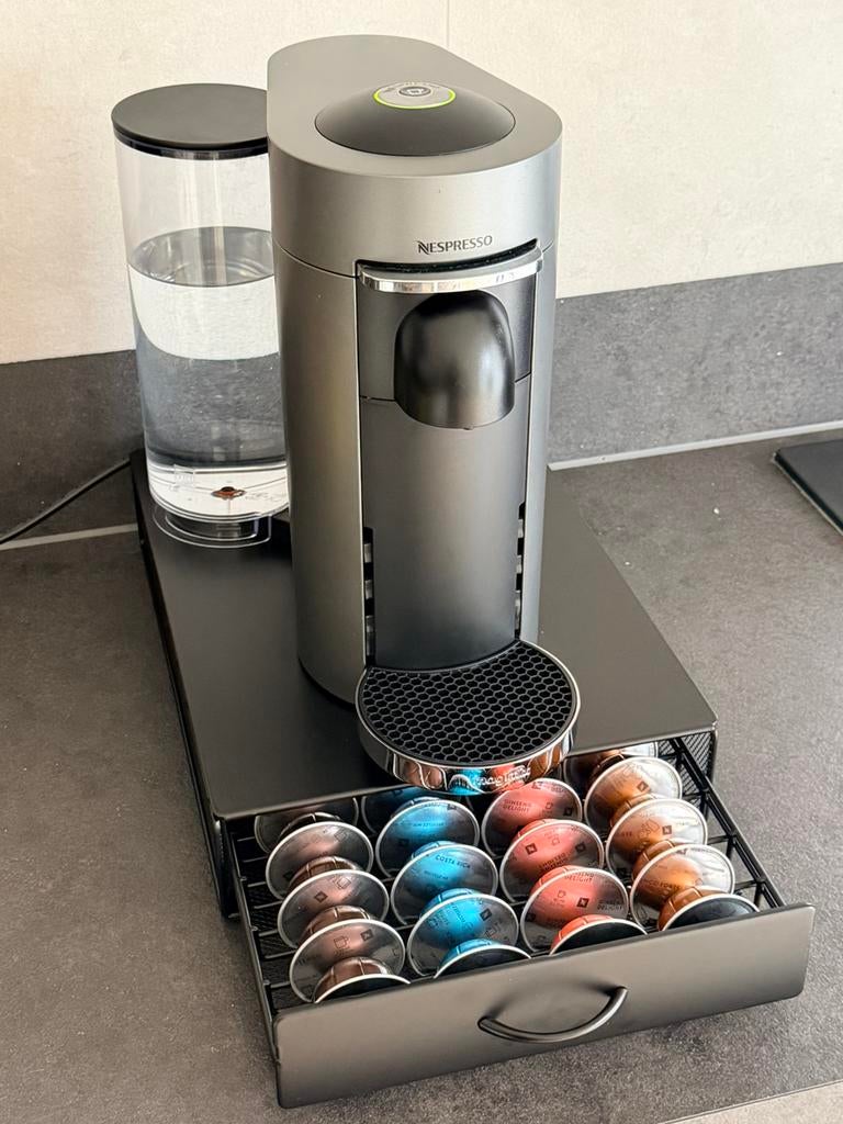 Magimix Nespresso Vertuo Plus Deluxe Titan + capsulehouder!, Ophalen, Gebruikt