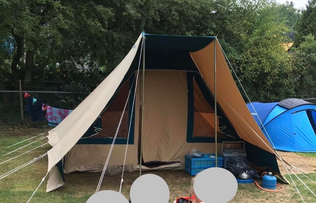 Ruime De Wit tent voor comfortabel kamperen, Ophalen, Gebruikt, Tot en met 4