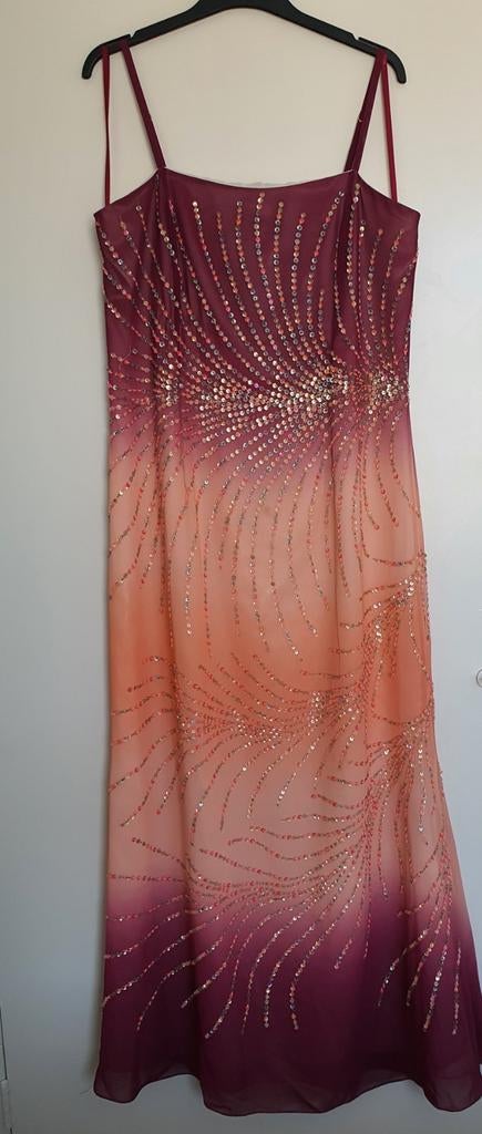 Prachtige galajurk, Galajurk, Maat 42/44 (L), Ophalen of Verzenden, Zo goed als nieuw