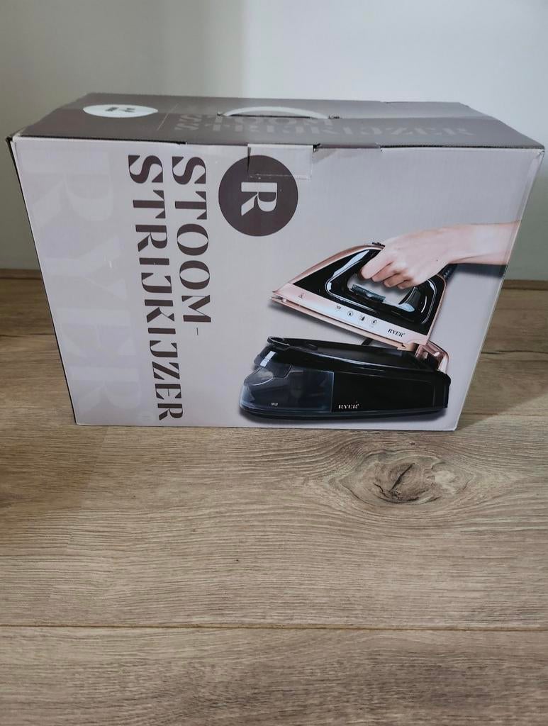 Stoomstrijkijzer - Nieuw!, Ophalen of Verzenden, Nieuw, Strijkijzer met snoer