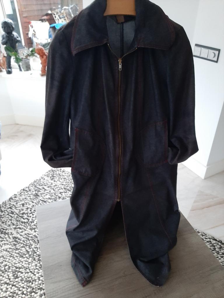 Mooie jeans damesjas vanART MAAT M(38/40, Kleding | Dames, Jassen | Winter, Ophalen of Verzenden, Gedragen, Maat 38/40 (M), Blauw