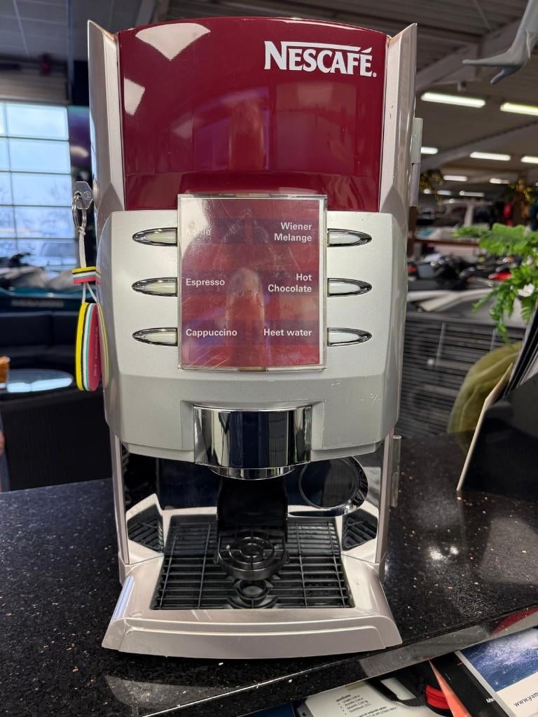Nescafé koffiezetapparaat, 10 kopjes of meer, Ophalen of Verzenden, Gebruikt, Combi