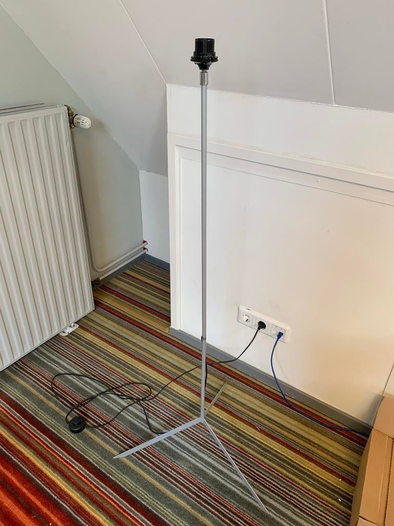 2x Design Lampenstandaard, Ophalen of Verzenden, Gebruikt, Metaal, 100 tot 150 cm