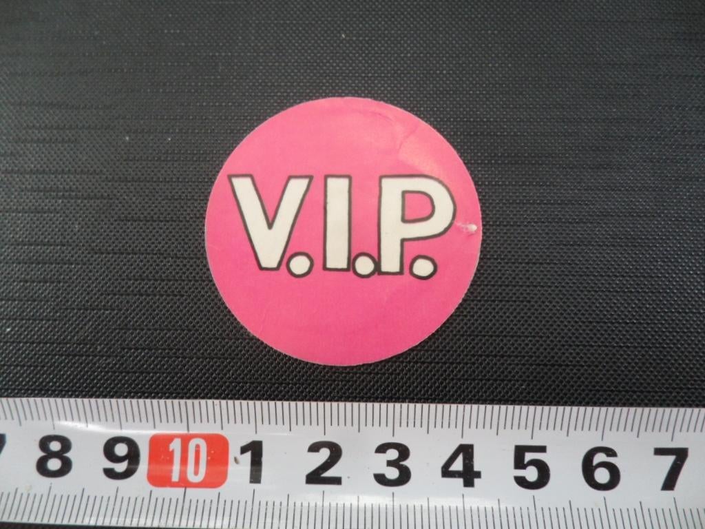 sticker VIP V.I.P., Ophalen, Zo goed als nieuw