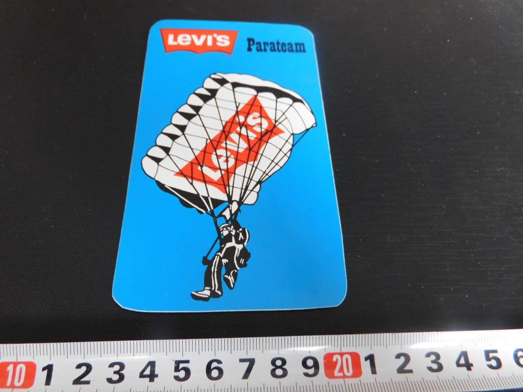 sticker parachute jeans levi's parateam, Verzamelen, Ophalen, Zo goed als nieuw