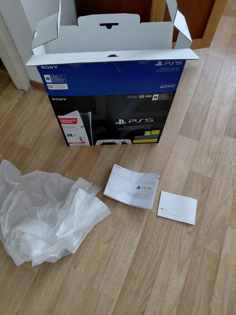 Lege ps5 doos, Ophalen, Zo goed als nieuw