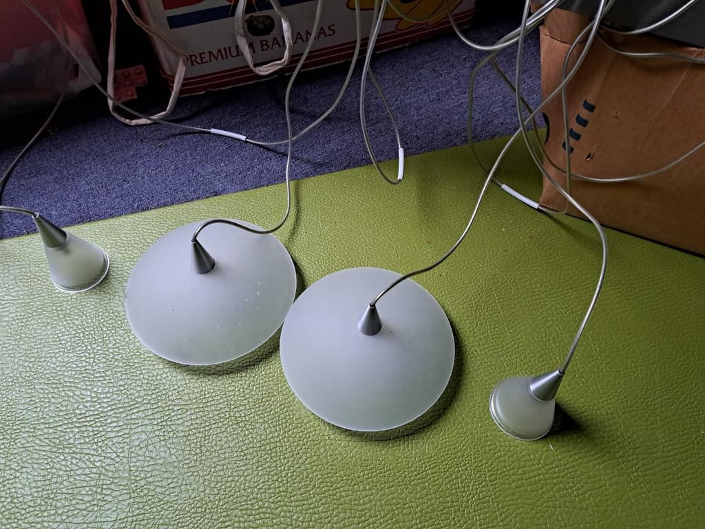 Hanglamp met 4 lichtjes (2 kapjes missen), Huis en Inrichting, Gebruikt, Ophalen of Verzenden, Glas, Minder dan 100 cm