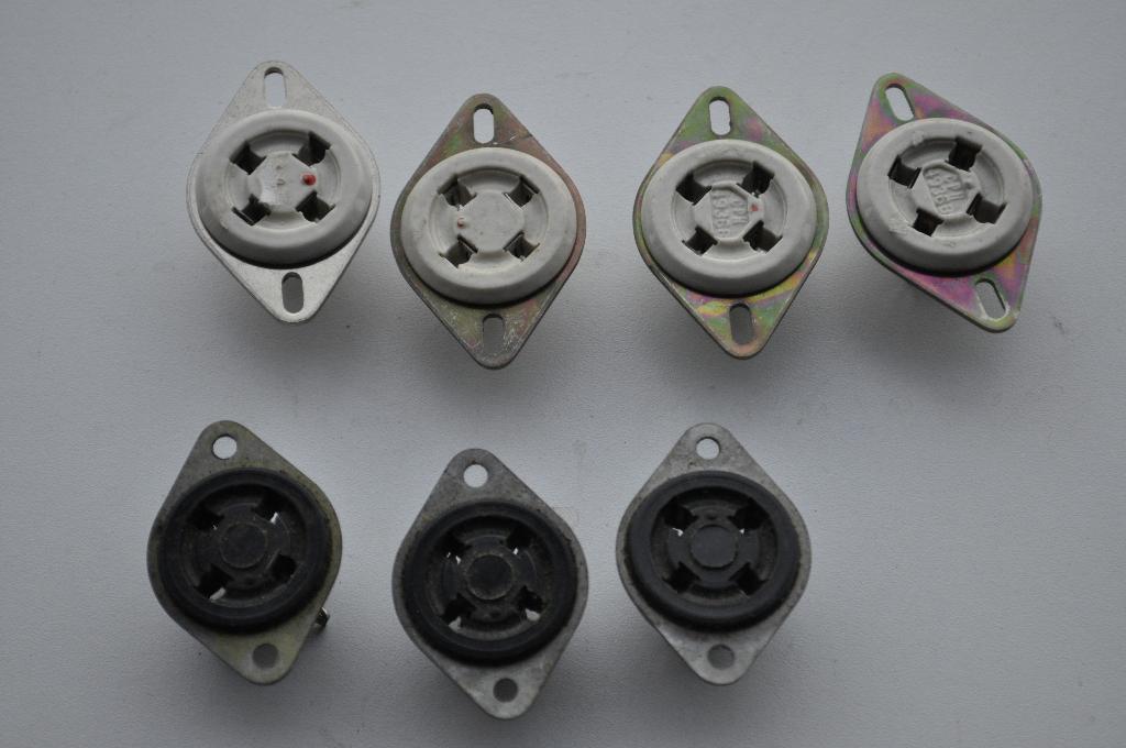 UX-4 buisvoeten tube sockets buizenversterker 2A3 866 80, Ophalen of Verzenden, Zo goed als nieuw