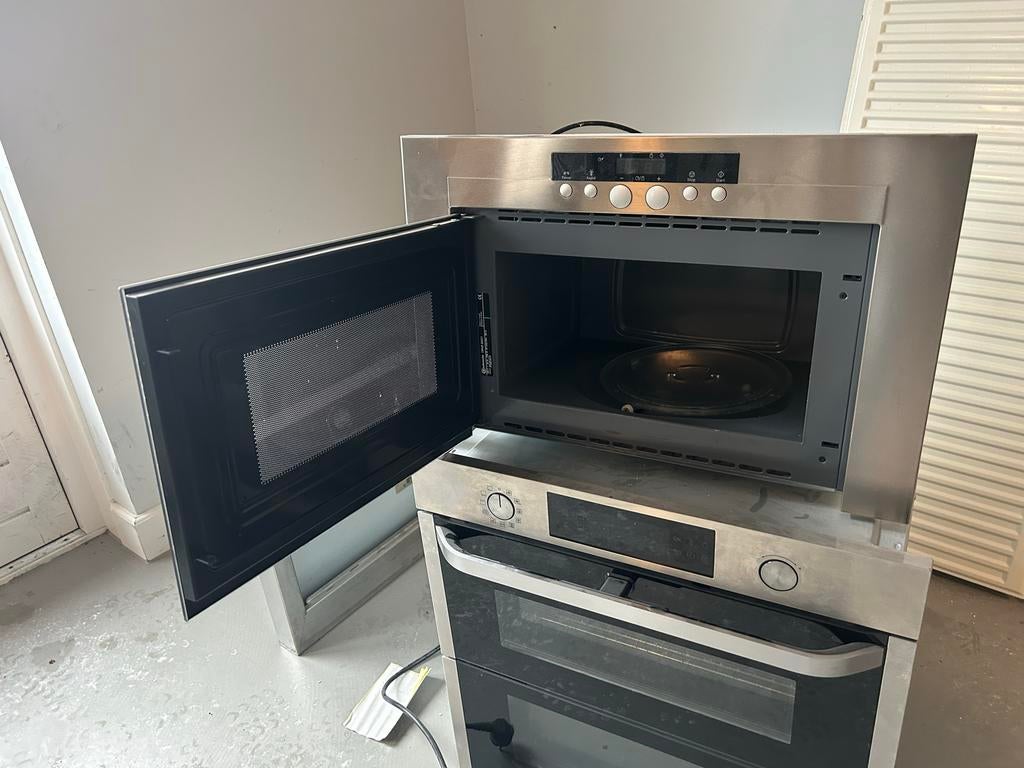 Bauknecht Magnetron - Inbouw - Combimagnetron, Witgoed en Apparatuur, Magnetrons, Combimagnetron, Gebruikt, Grill, Ophalen of Verzenden