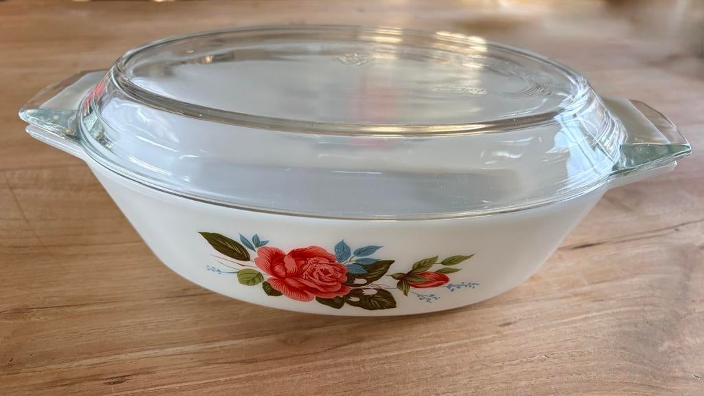 Ovenschaal vintage JAJ Pyrex Roos motief - 28x19 cm, Ophalen of Verzenden, Gebruikt