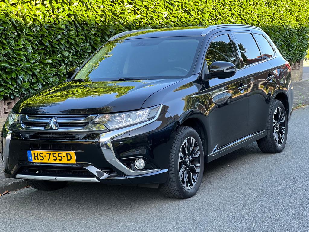 Mitsubishi Outlander 2.0 - NWE APK - Phev 203pk 4WD, 1998 cc, Outlander, Zwart, 4 cilinders