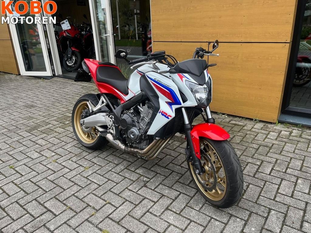 HONDA CB 650 F (bj 2014) - foto 2