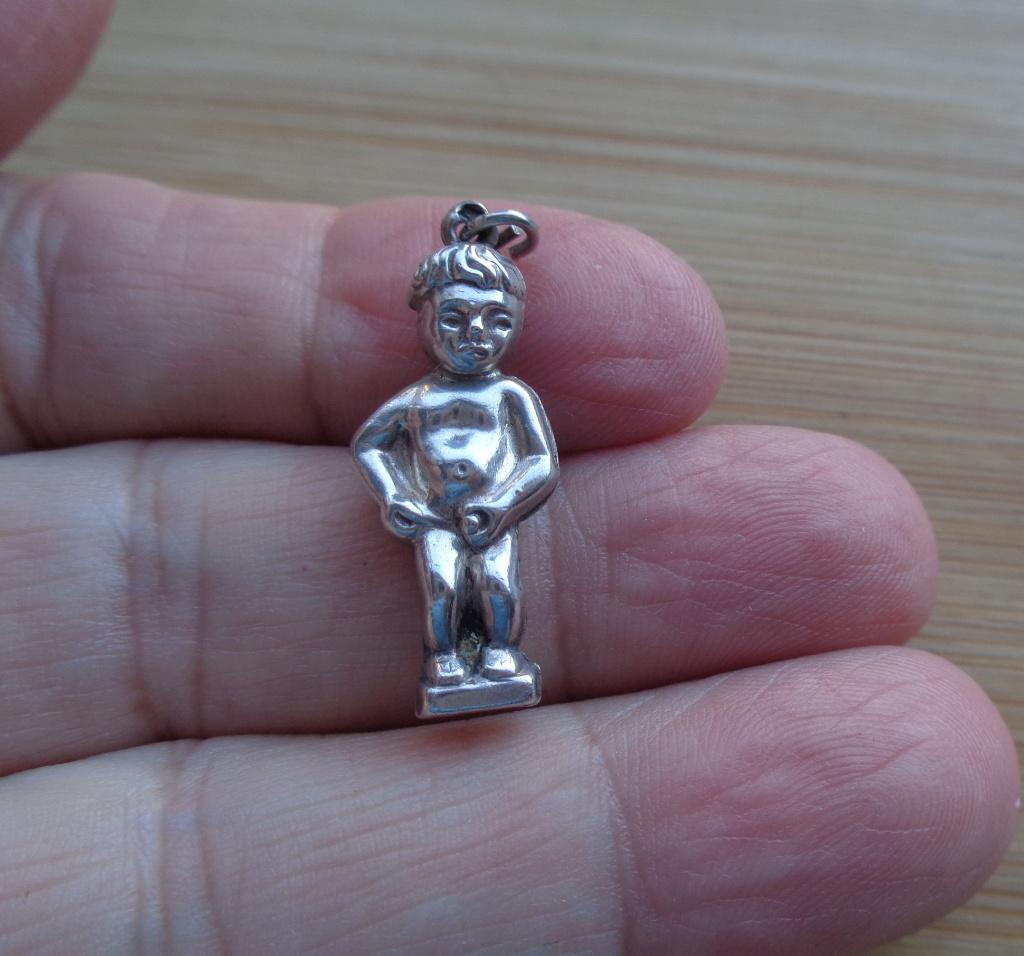 zilveren vintage bedel manneke pies [511], Overige merken, Ophalen of Verzenden, Zo goed als nieuw, 1 bedel