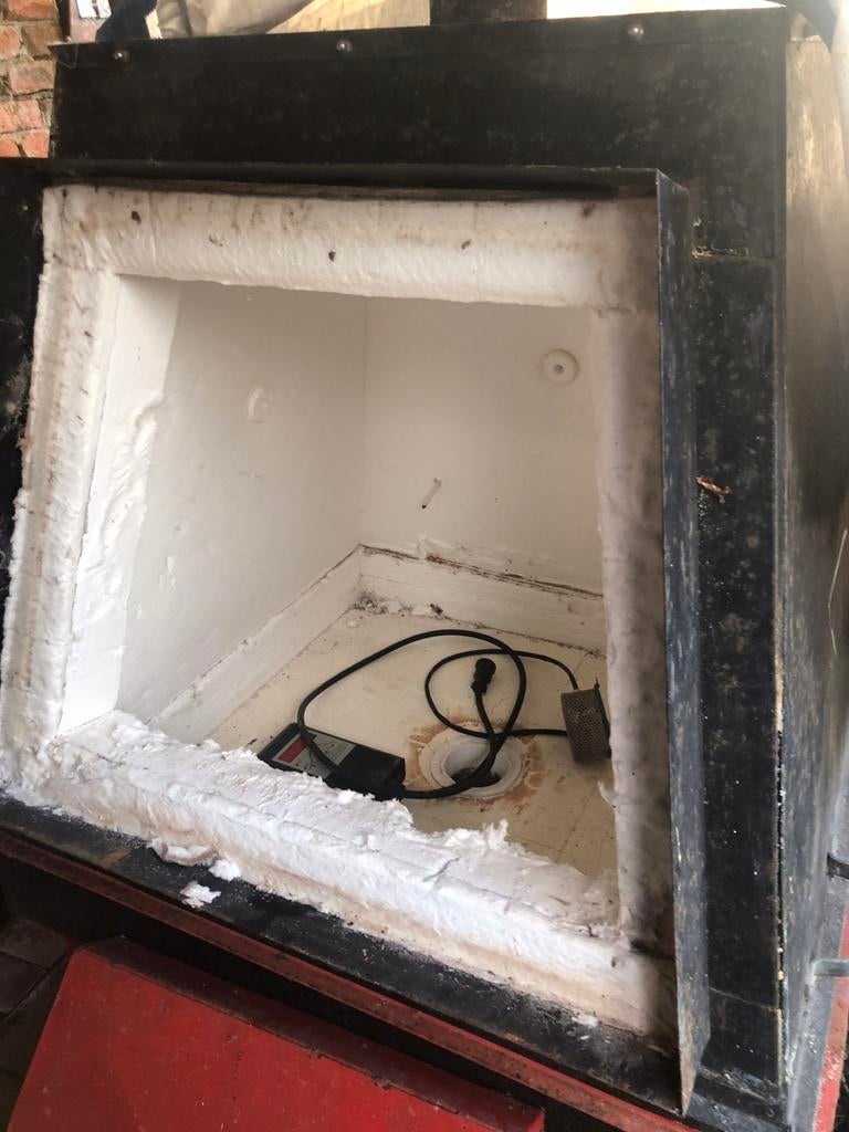 Grote rakuoven inclusief brander, Ophalen, Zo goed als nieuw