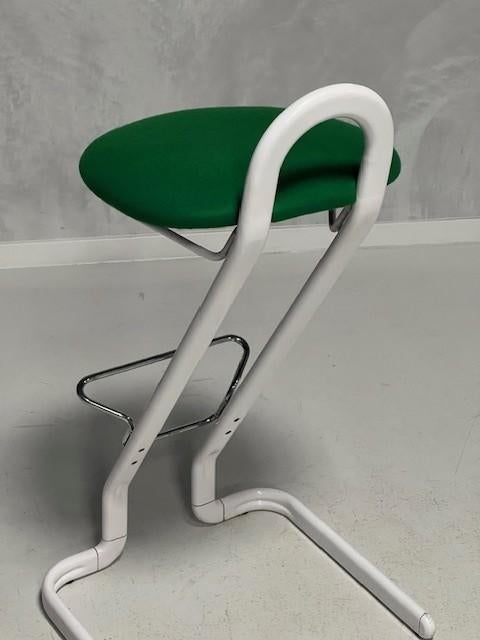 Gastone Rinaldi barkruk vintage design retro kruk groen, Huis en Inrichting, Barkrukken, Ophalen, Gebruikt, Met voetsteun, Thema