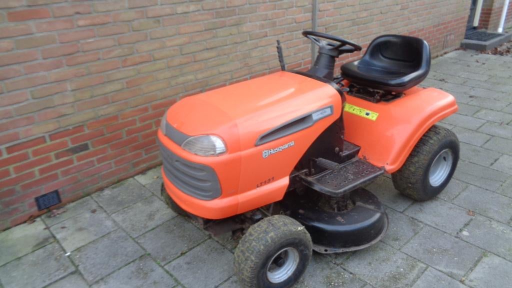 wegens inruil husqvarna zitmaaier  incl mulch, Ophalen, Gebruikt, Husqvarna, Nederland