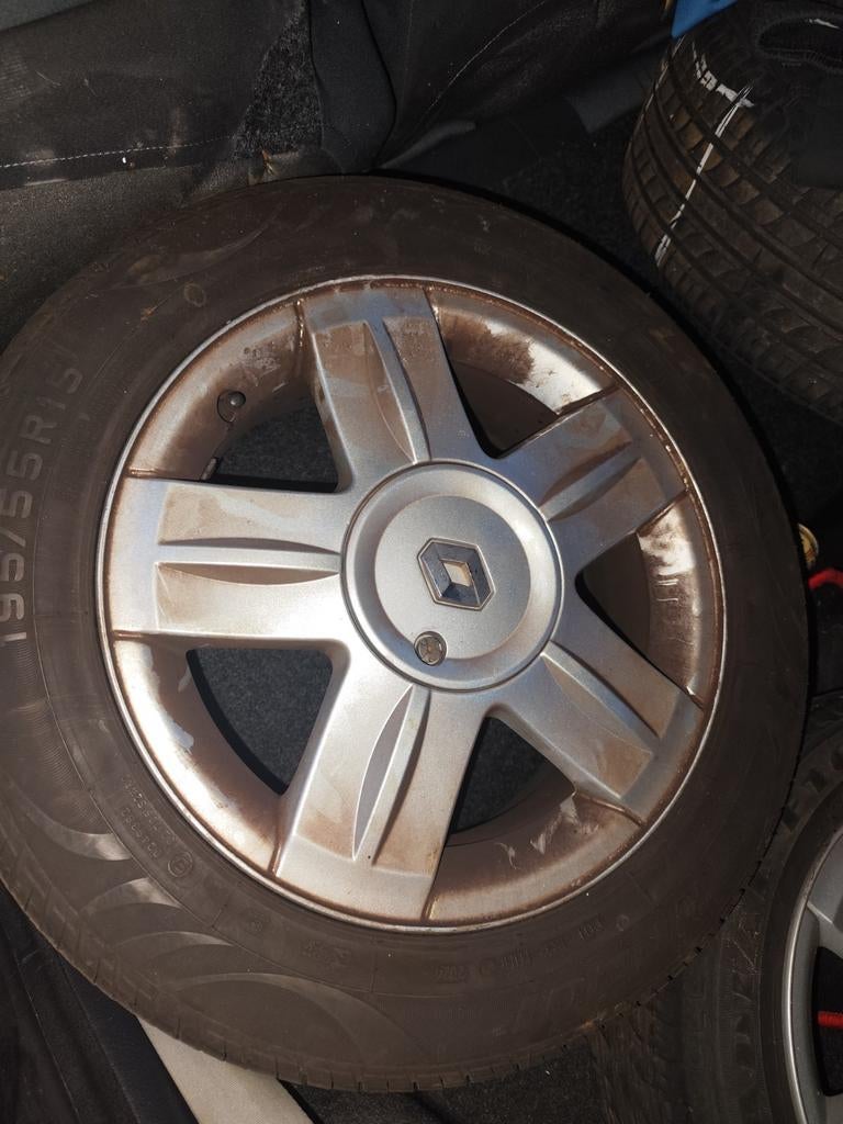 Zomerbanden met renaultvelgen, Ophalen, Renault