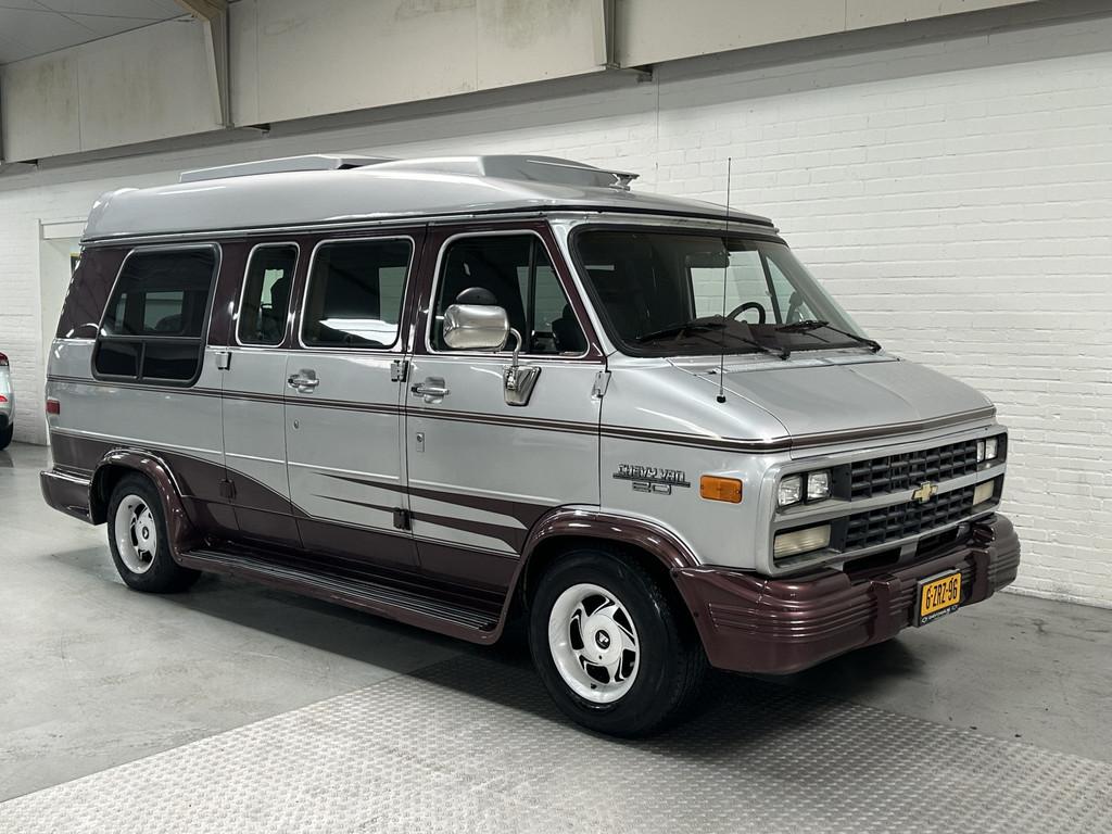 Chevrolet CHEVY VAN 20 CAMPER BUS 5.7 V8 (bj 1995), Caravans en Kamperen, Buscamper of Camperbus, Bedrijf, Info@neefoccasions.nl