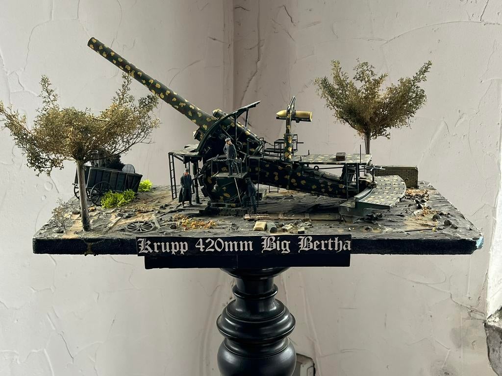 Groot model kanon Big Bertha 1/35 Wo1 diorama, Ophalen, 1:32 tot 1:50, Zo goed als nieuw, Nvt