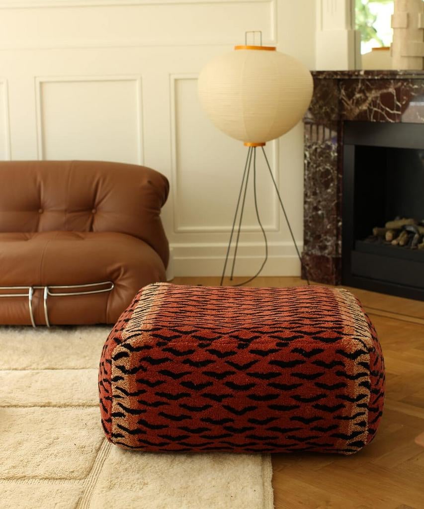 Poef van Doing Goods Tula Tijger - Nieuwstaat, Huis en Inrichting, Ophalen, Zo goed als nieuw, Rechthoekig, Stof