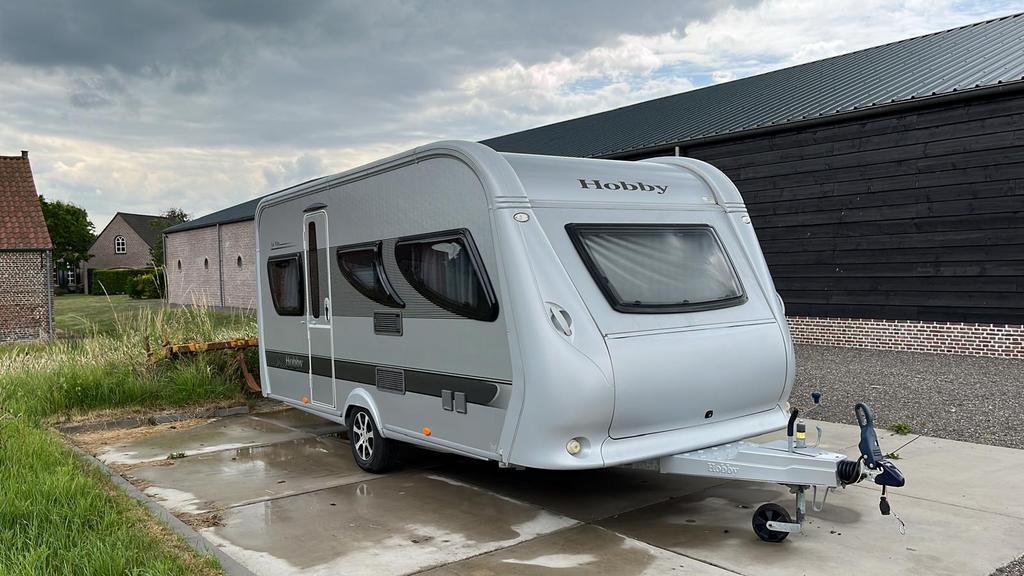 Hobby 455 UF La Vita Veneto, Caravans en Kamperen, Caravans, Hobby, Ringverwarming, Particulier, 6 tot 7 meter