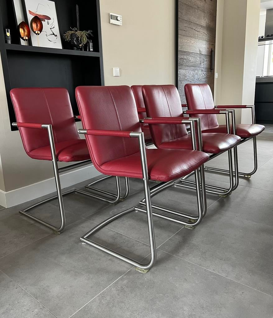 4/6/8 rood lederen Henders en Hazel design stoelen, Ophalen, Niet opgegeven, Zo goed als nieuw, Vijf, Zes of meer stoelen