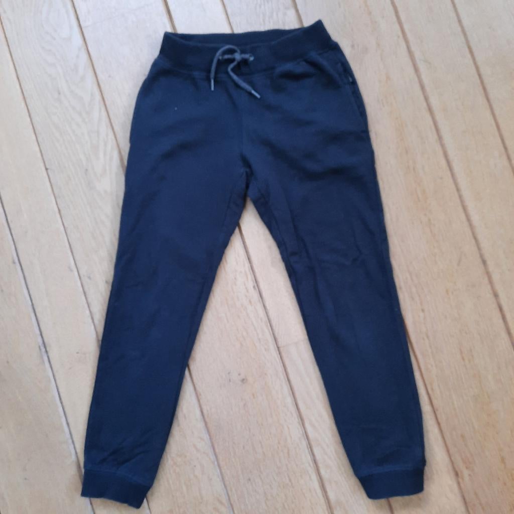 Name it joggingbroek donker blauw maat 122, Kinderen en Baby's, Kinderkleding | Maat 122, Broek, Ophalen of Verzenden, Zo goed als nieuw