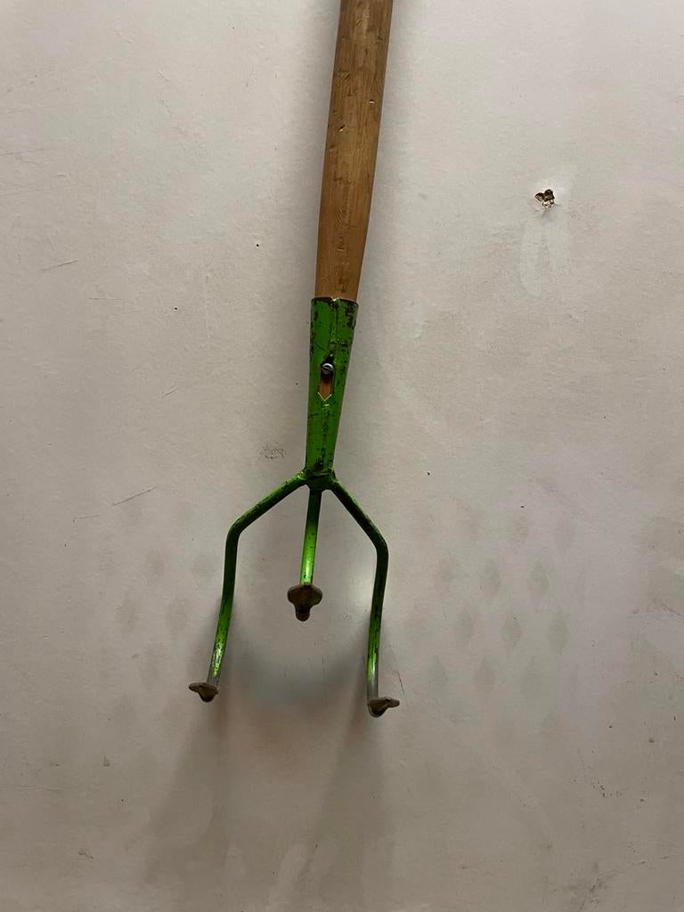 Te koop tuingereedschap 3 tands schoffel, Ophalen, Gebruikt, Schoffel