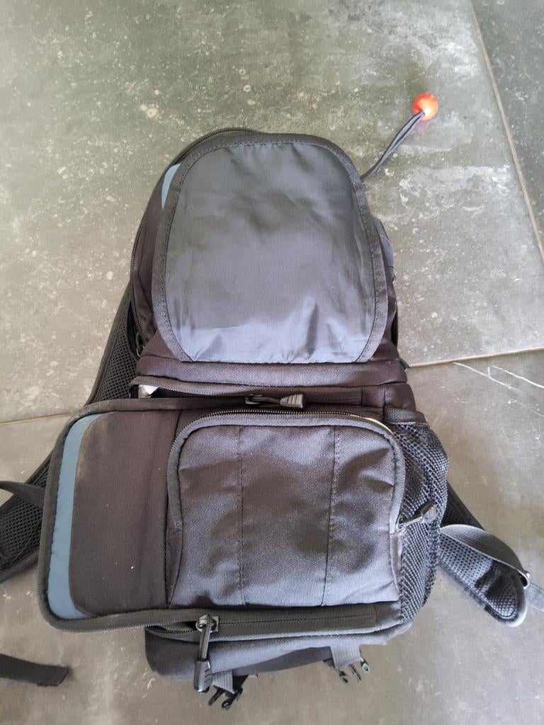 Lowepro fastpack 100 camera rugzak, Ophalen of Verzenden, Zo goed als nieuw, Rugtas, Lowepro