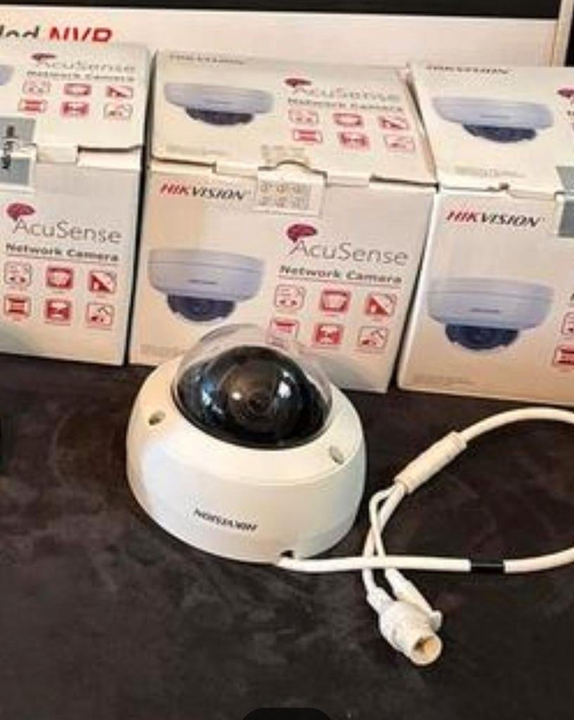 Hikvision DS-7604NXI-K1/4P +  4 Camera's 4 Mp., Audio, Tv en Foto, Videobewaking, Ophalen of Verzenden, Zo goed als nieuw