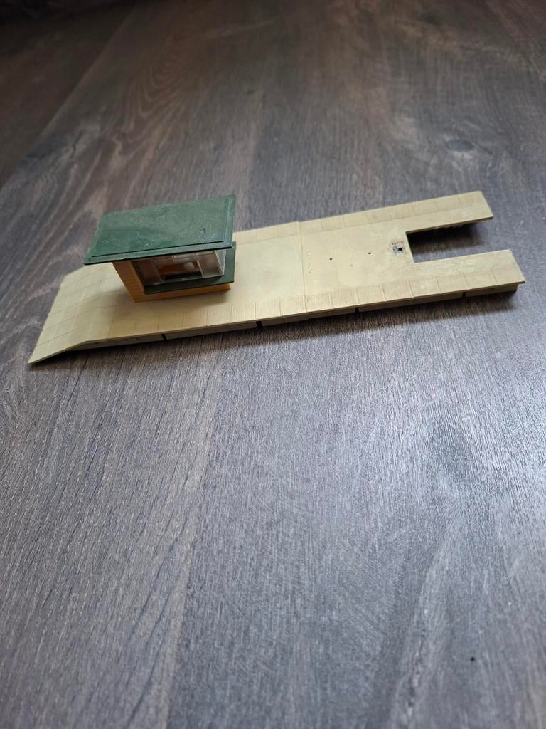 Diverse soorten perron stukken van Marklin., Ophalen, Wisselstroom, Gebruikt, Rails