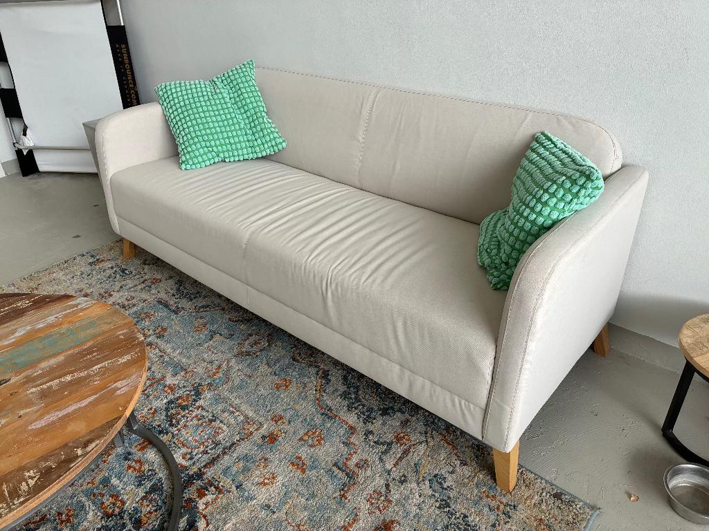 GRATIS ophalen: Ikea bank Linanas, Huis en Inrichting, Banken | Bankstellen, Ophalen, Kunststof, Gebruikt, 150 tot 200 cm