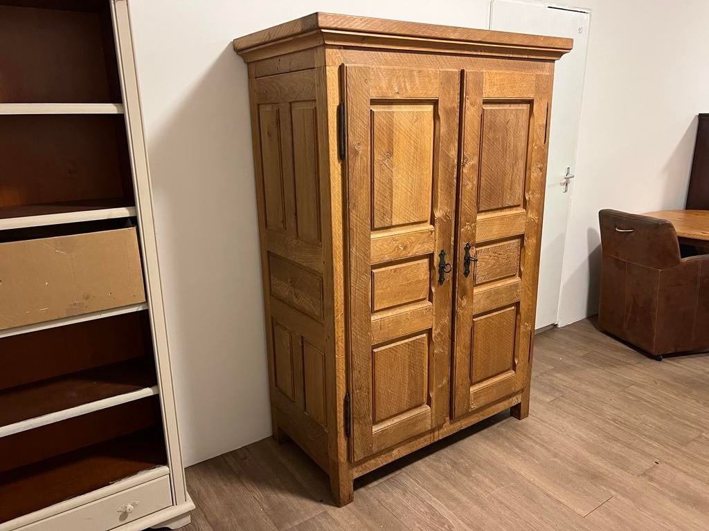 Massief Eiken kast met verstelbare planken - 125x65x180cm, Ophalen, Gebruikt, 100 tot 150 cm, 150 tot 200 cm