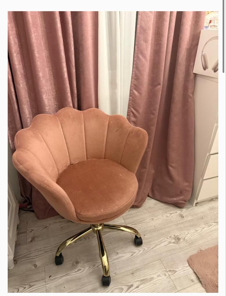 Te koop mooie Meisjes bureau schelpstoel oudroze zgaN, Ophalen, Zo goed als nieuw, Roze, Bureaustoel