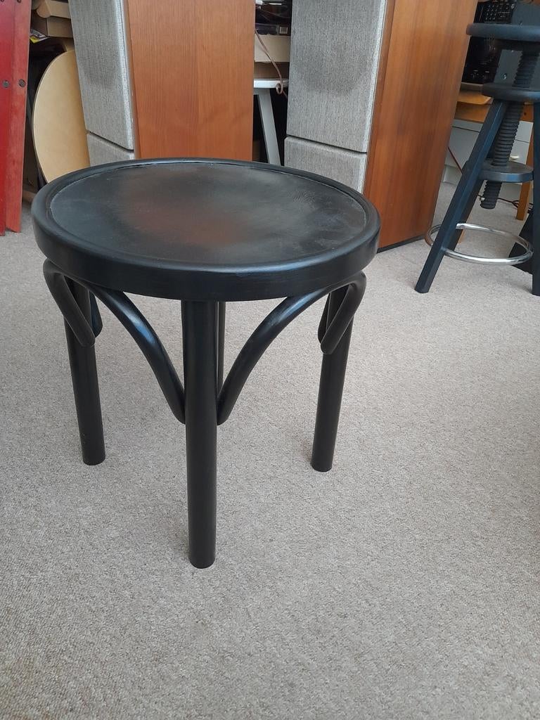 Krukje hout Thonet  - zeer nette staat, Huis en Inrichting, Krukjes, Ophalen, Zo goed als nieuw, Hout