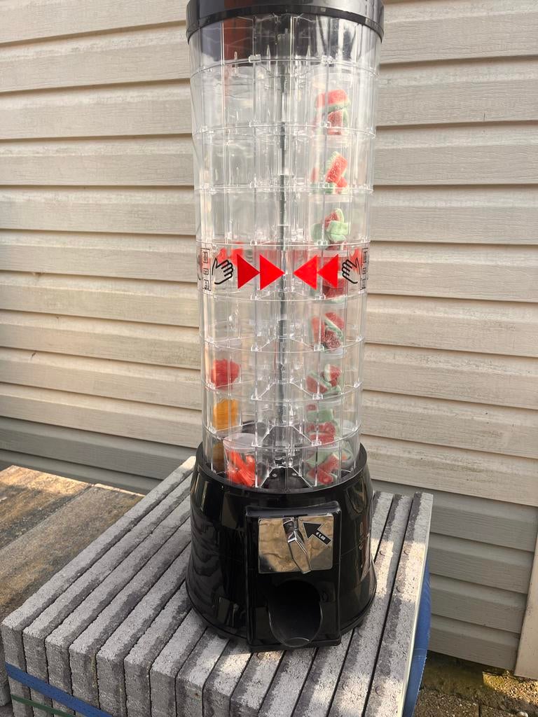 Snoepautomaat met lege bakjes - ingesteld op €1,-, Ophalen, Zo goed als nieuw