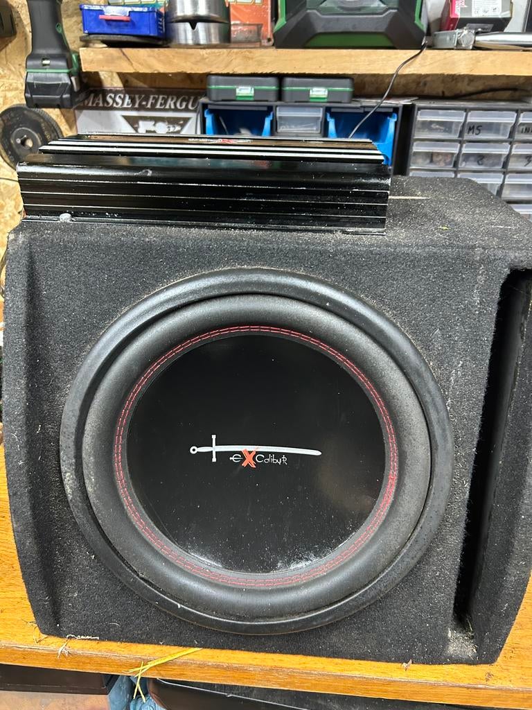 subwoofer + versterker, Auto diversen, Autospeakers, Ophalen, Gebruikt