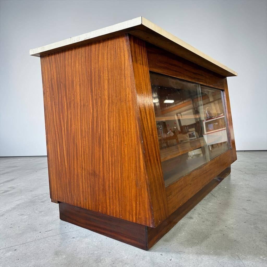 Vintage houten winkeltoog / toonbank / vitrine, Ophalen, Gebruikt