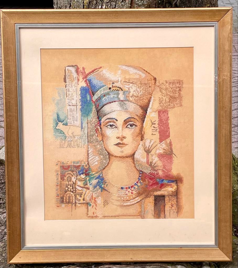 Ingelijst kruissteek borduurwerk LanArte Nefertiti, Hobby en Vrije tijd, Borduren en Borduurmachines, Ophalen, Gebruikt, Handborduren